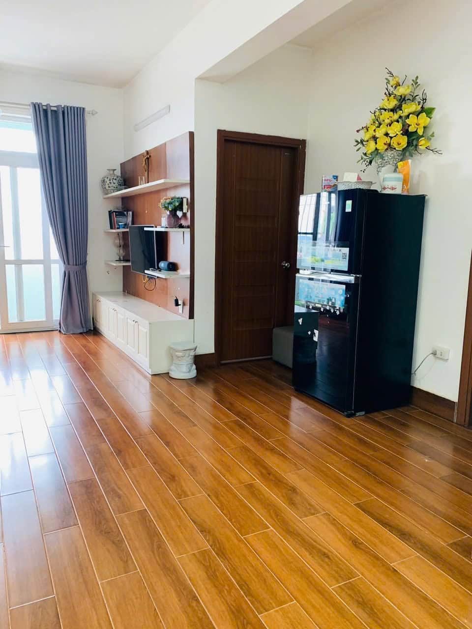 Ảnh 2 của Bán căn hộ chung cư Cửa Tiền, 73m2, 2 phòng ngủ, nội thất mới
