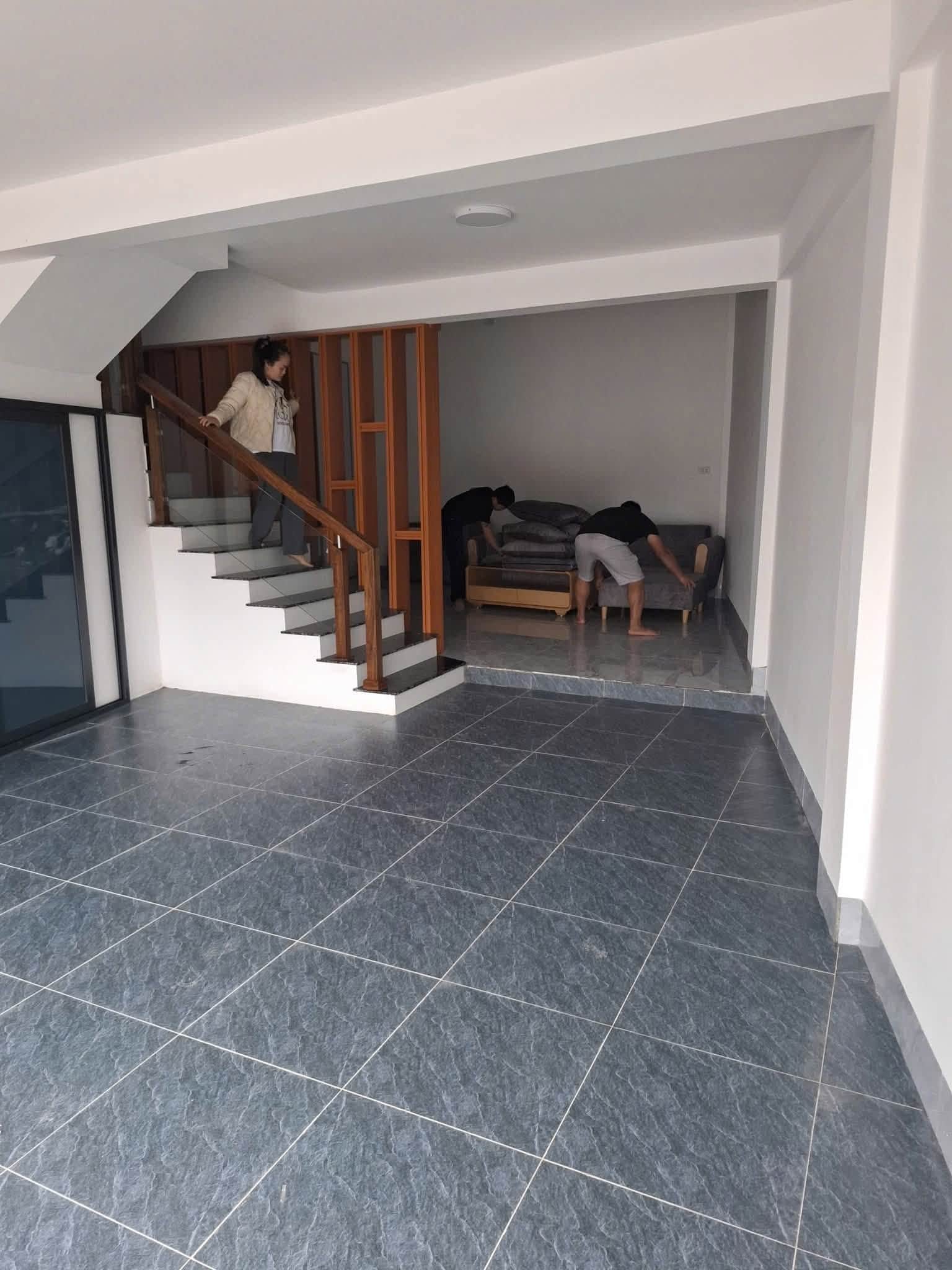 Ảnh 2 của Bán nhà 3 tầng Hưng Lộc, TP Vinh, có gara ô tô, giá 3.x tỷ