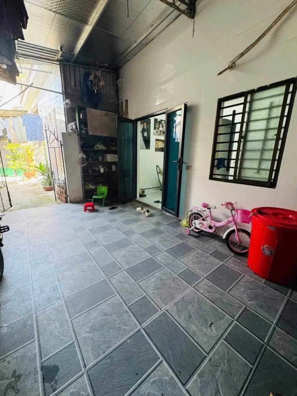 Ảnh 3 của Bán nhà cấp 4 phường Hưng Dũng, 77m2, gần quảng trường, sổ đỏ chính chủ
