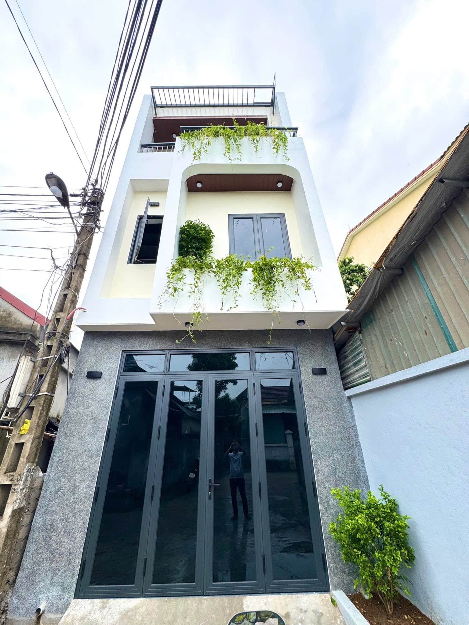 Ảnh 1 của Bán nhà 3 tầng tại Hưng Dũng, gần bệnh viện Cửa Đông, 46m2