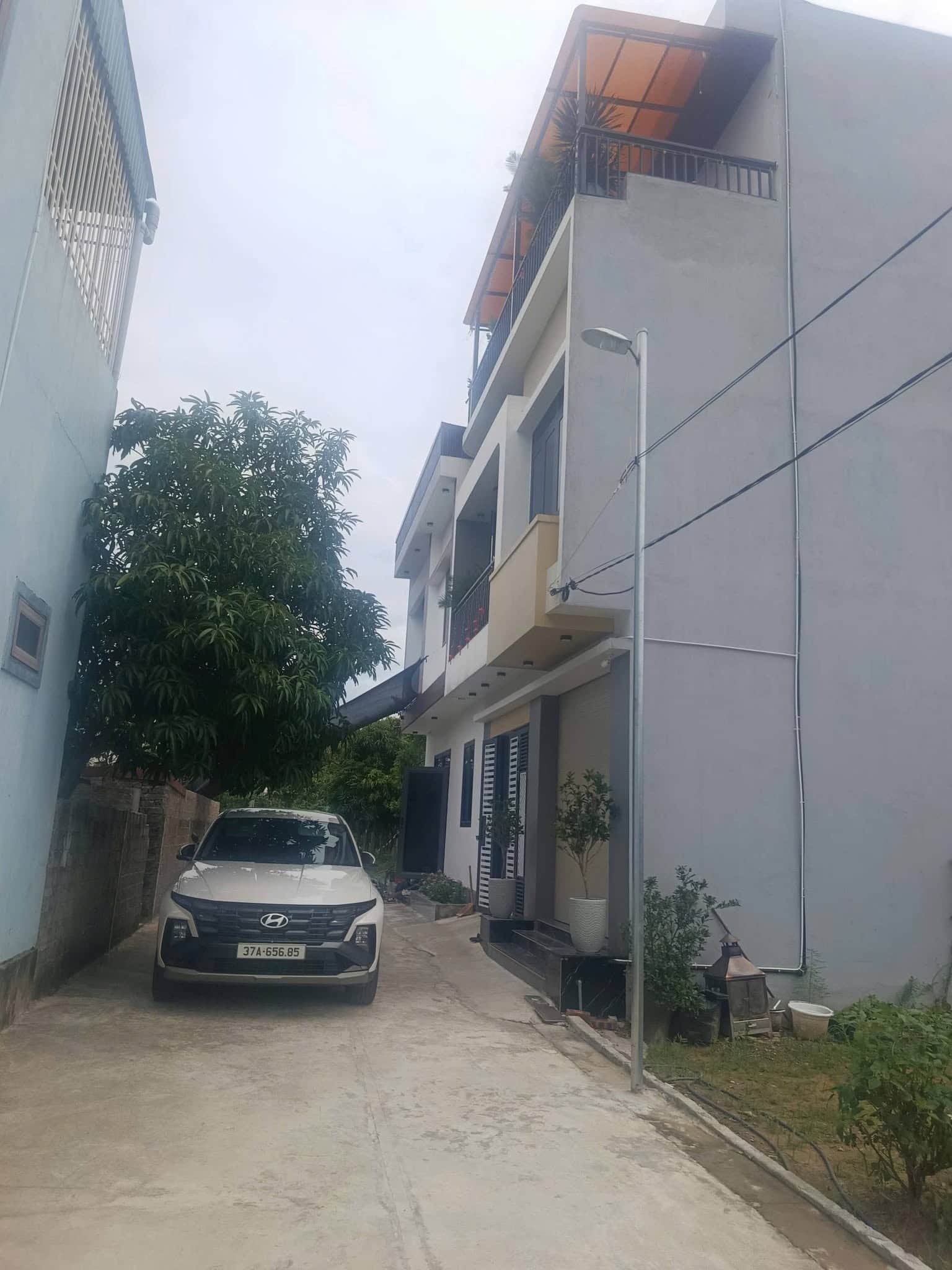 Ảnh 2 của Bán nhà 3 tầng tại phường Vinh Phú, gần sân bay Vinh