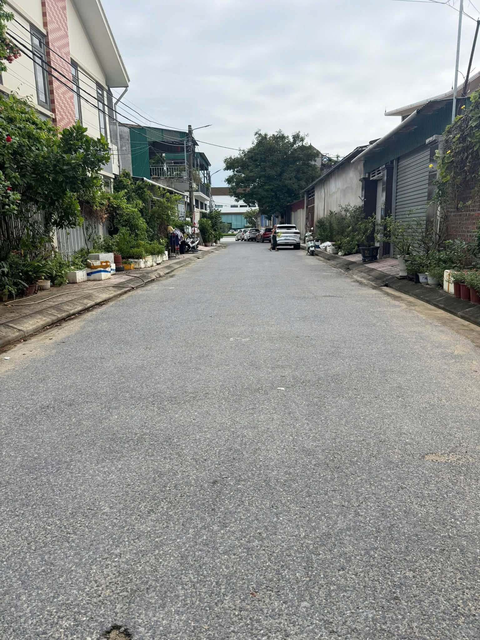 Ảnh 3 của Bán đất xây biệt thự lô góc 2 mặt tiền lối 2 đường 32
