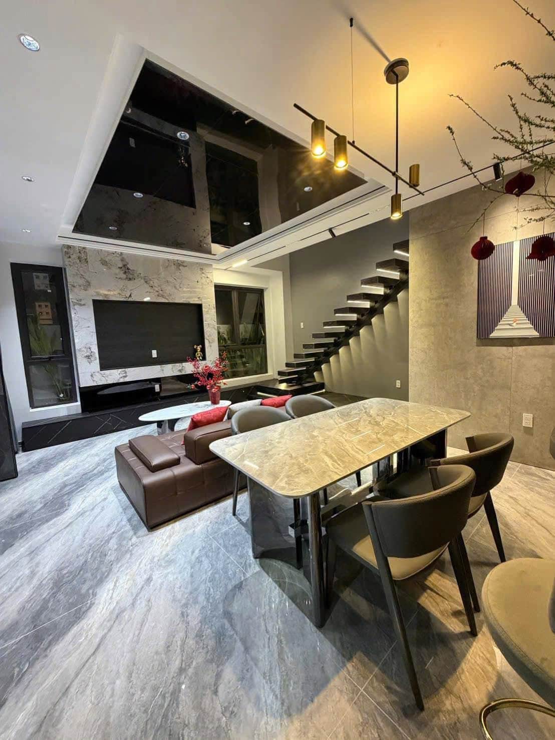 Ảnh 4 của Bán nhà 3 tầng căn góc 2 mặt tiền tại Hưng Bình, đường Tô Bá Ngọc
