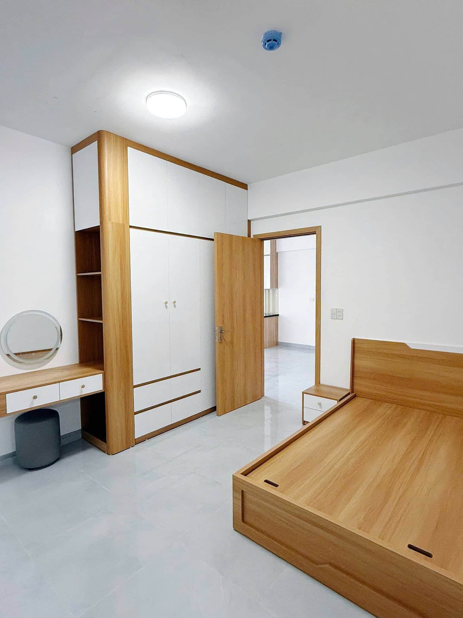 Ảnh 3 của Cho thuê chung cư Huy Hùng mới 80m2, 2PN, full nội thất, mặt đường Lê Nin