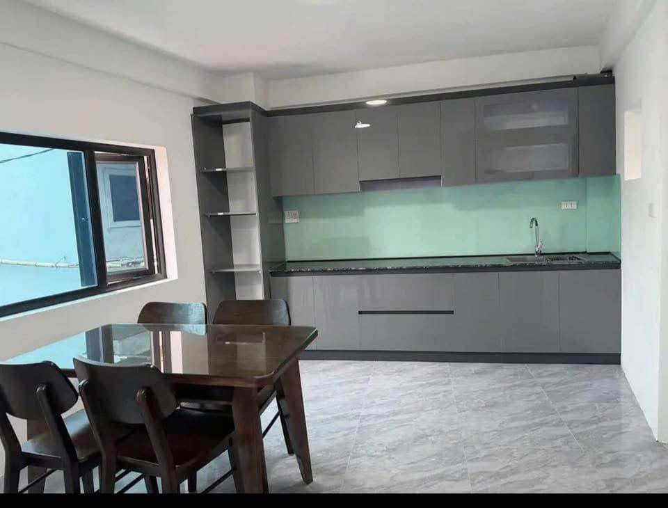 Ảnh 3 của Bán nhà 3 tầng kiên cố gần đường Trần Trùng Quang, Nghệ An