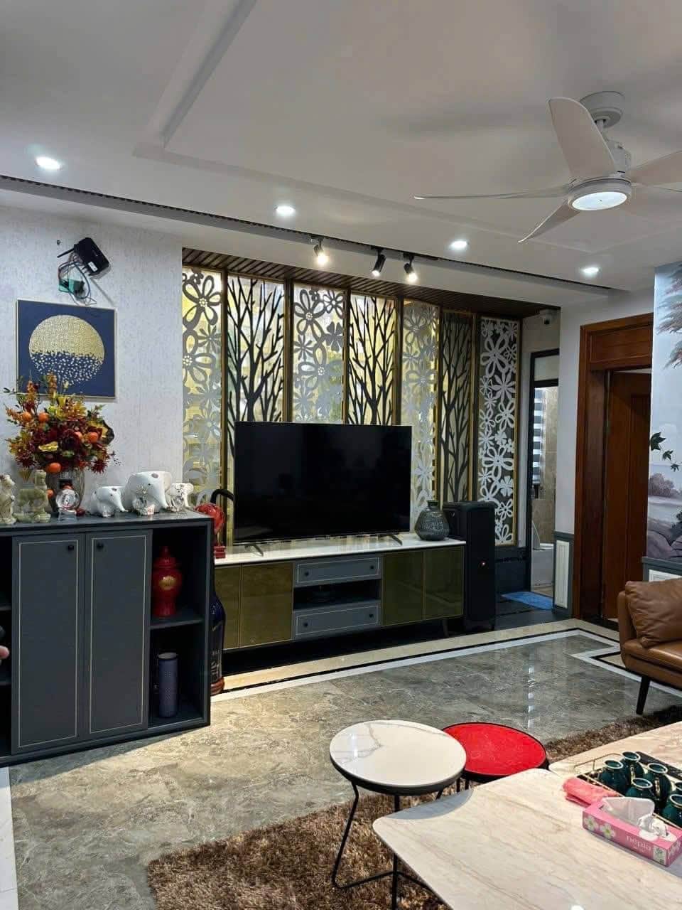 Ảnh 3 của Bán nhà 3 tầng mặt đường kinh doanh tại phường Thành Vinh, TP Vinh