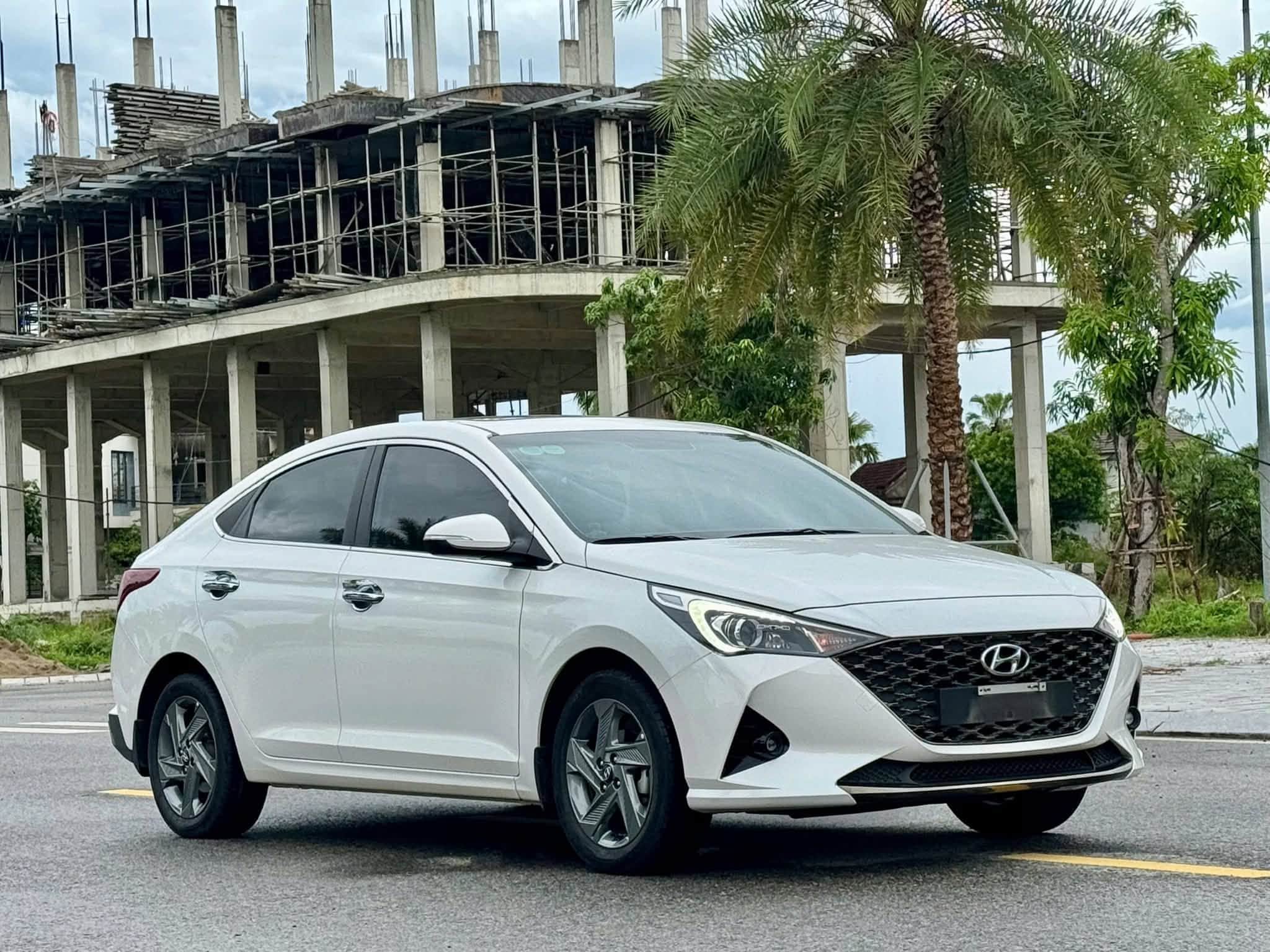 Ảnh 1 của Bán xe Hyundai Accent ATH 2022, màu trắng, đã đi 20.000 km