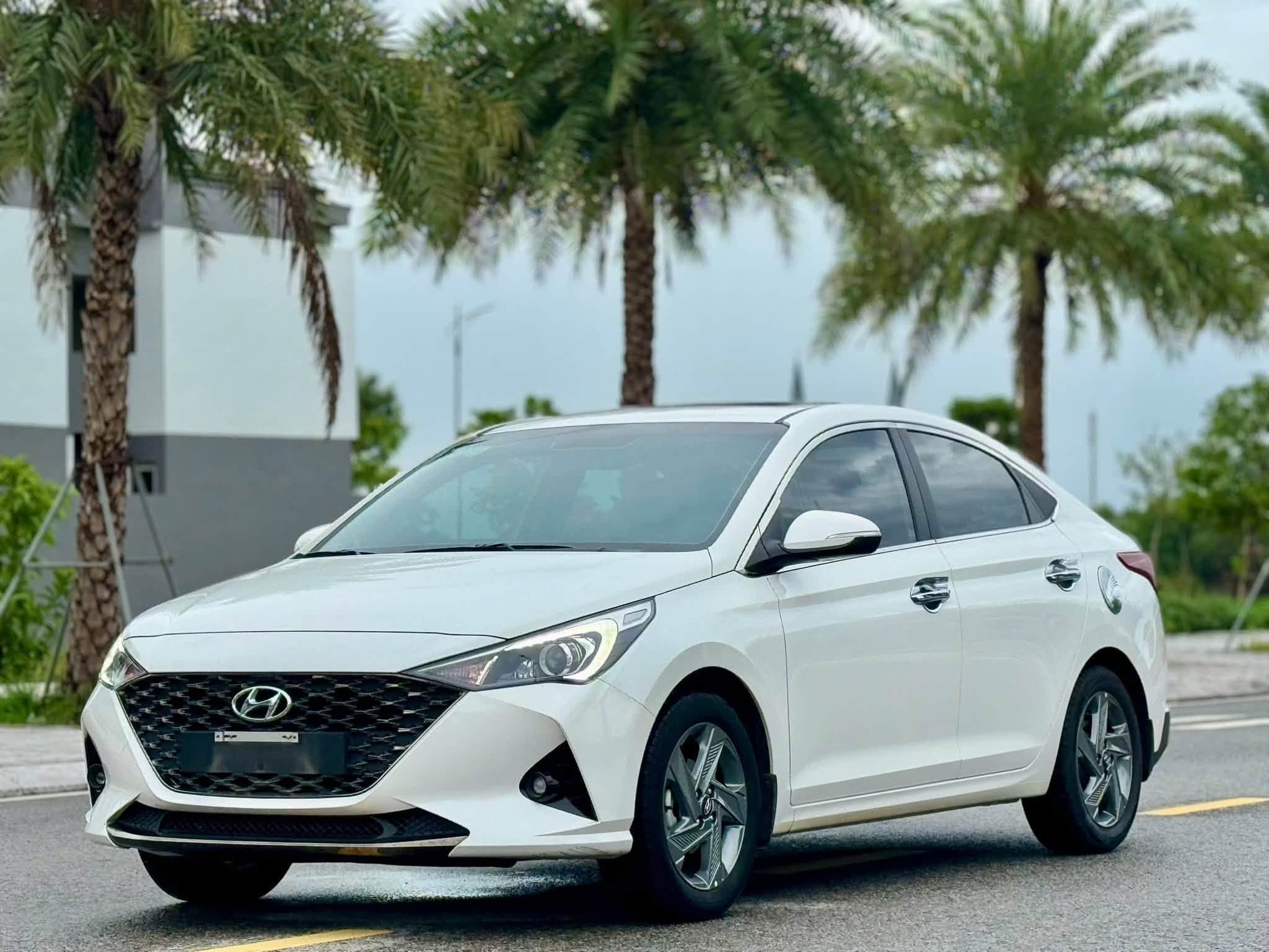 Ảnh 2 của Bán xe Hyundai Accent ATH 2022, màu trắng, đã đi 20.000 km