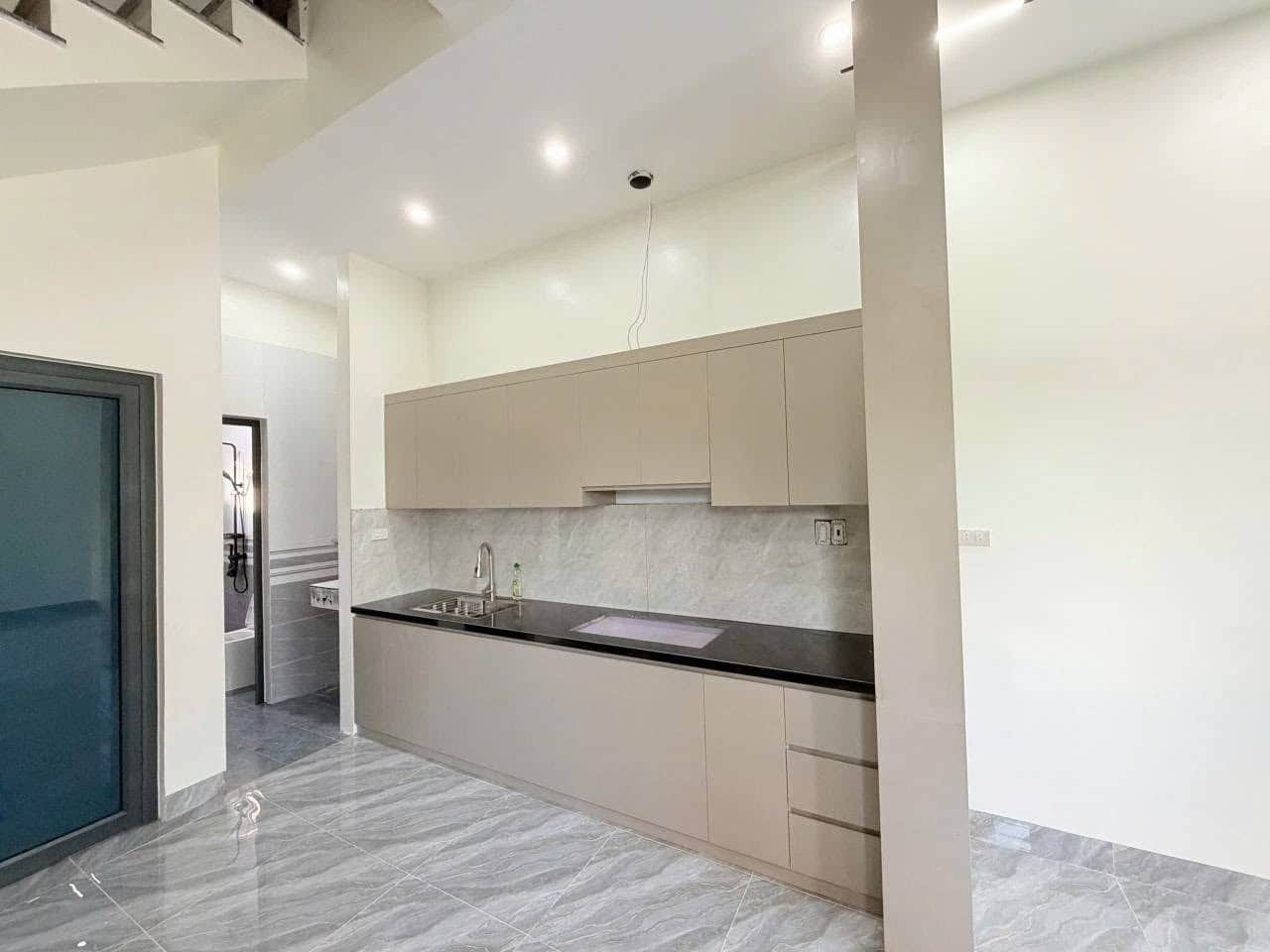 Ảnh 2 của Bán nhà 2 tầng 2 mặt tiền Hưng Lộc, 110m2 sàn, nội thất đầy đủ