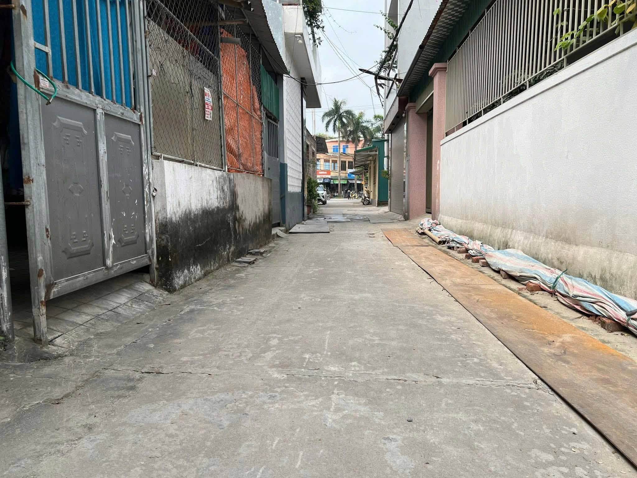 Ảnh 3 của Bán nhà 3 tầng lô góc 2 mặt tiền tại ngõ Lý Thường Kiệt