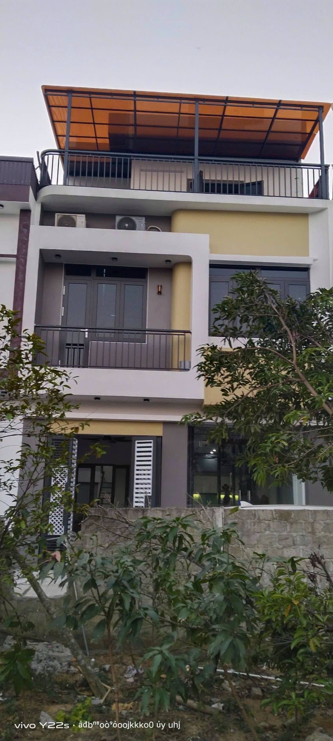 Ảnh 1 của Bán nhà 3 tầng phường Vinh Phú, gần sân bay Vinh