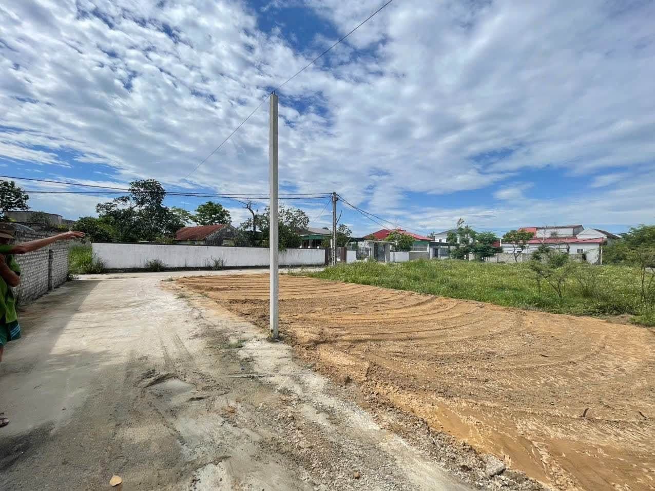 Ảnh 1 của Bán đất lô góc 2 mặt tiền K4 Phúc Thọ, phường Vinh Lộc