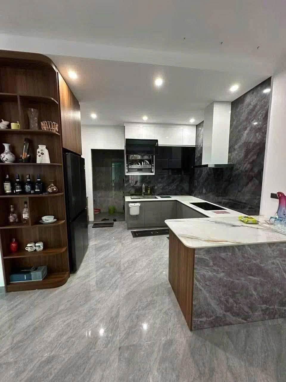 Ảnh 2 của Cho thuê biệt thự full nội thất tại khu Duy Tân, Hưng Dũng, TP. Vinh