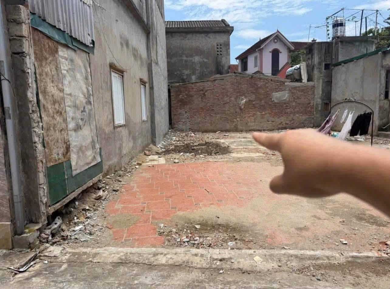 Ảnh 2 của Bán đất trung tâm phường Hà Huy Tập, gần đường kênh Bắc